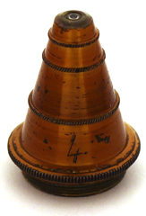 Mittleres Mikroskop C. Kellner ' s Nachfolger Fr. Belthle in Wetzlar Nr. 576, Objektiv Nr. 4