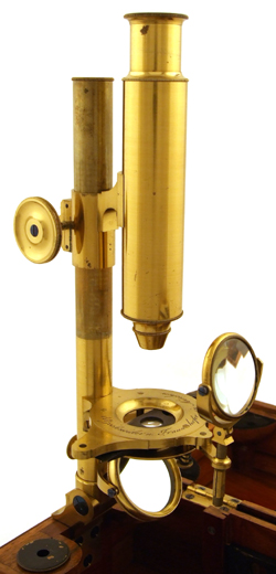 Mikroskop von Utzschneider und Fraunhofer in München um 1820