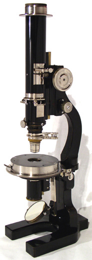 Polarisationsmikroskop R. Fuess Berlin Steglitz # 2640