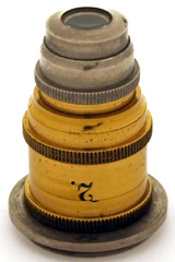 Mikroskop Stativ VI mit synchroner Drehung, R. Fuess Berlin-Steglitz No. 500: Objektiv Nr. 2