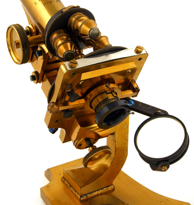Mikroskop Stativ No. 2, E. Gundlach Berlin, Nr. 385 um 1869: Beleuchtungsapparat