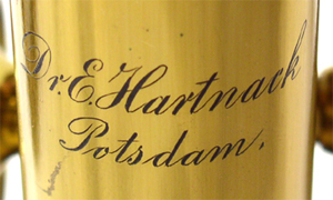 Mikroskop Dr. E. Hartnack Potsdam #24312: Signatur