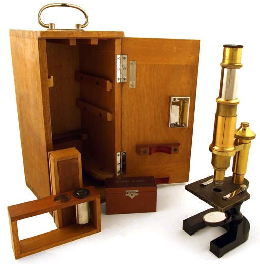 Kursmikroskop E. Leitz Wetzlar Nr. 152995