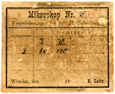 Vergrösserungstabelle von Mikroskop Ernst Leitz Wetzlar No. 2977