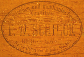 F.W. Schieck in Berlin Patent Trichinenmikroskop - Stempel im Kasten