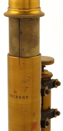 Mikroskop Stativ 7, Seibert in Wetzlar, Nr. 1423: Detail