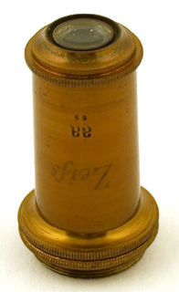 Zeiss Mikroskop aus dem Labor von J. Knechtel, dem Freund von Robert Koch in Wollstein: Objektiv aa
