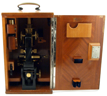 Carl Zeiss Jena Mikroskop Stativ IS von 1914 im Kasten