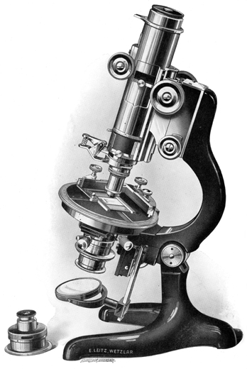 Mikroskop CM von Ernst Leitz Wetzlar, Abb. aus: Ernst Leitz Optische Werke Wetzlar: Leitz Polarisations-Mikroskope, No. 48 Pol.; Wetzlar Juni 1924